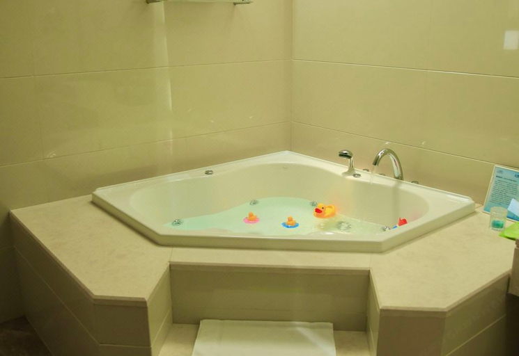 Bathroom 4, Lakeview Hotel（ Dianchi Haigeng Park Branch）, Kunming