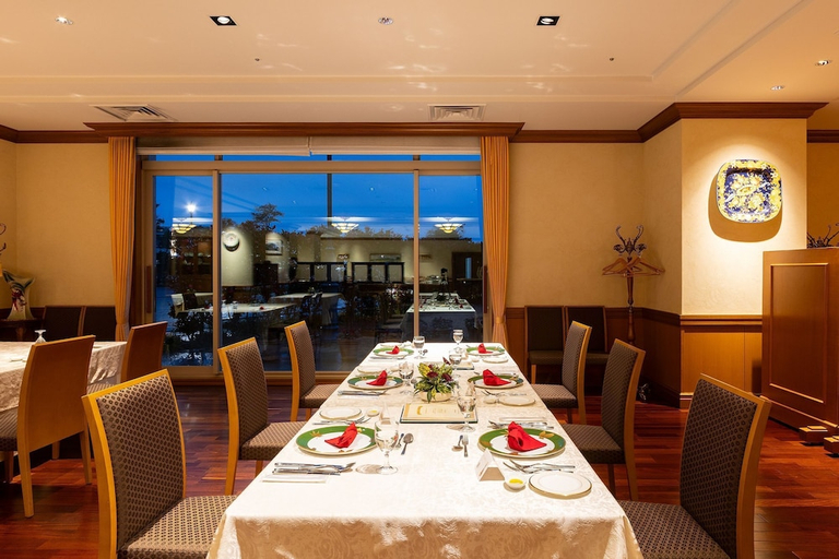 Food & Drinks 5, Grand Empire Hotel, Ōnojō