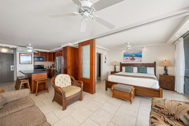 Room 2, Mana Kai Maui Resort, #706a 1 Bedroom Condo, Maui