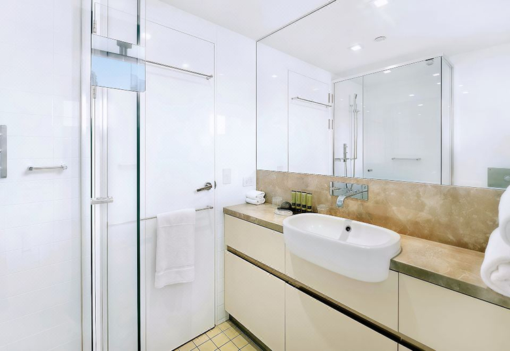 Bathroom 3, Surfers Paradise Luxury Apartments by Holiday Paradise, Gold Coast