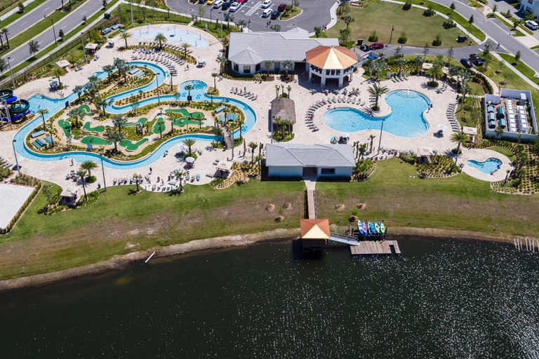 Exterior 5, 5BR Storey Lake Townhome, Heated Pool, Osceola
