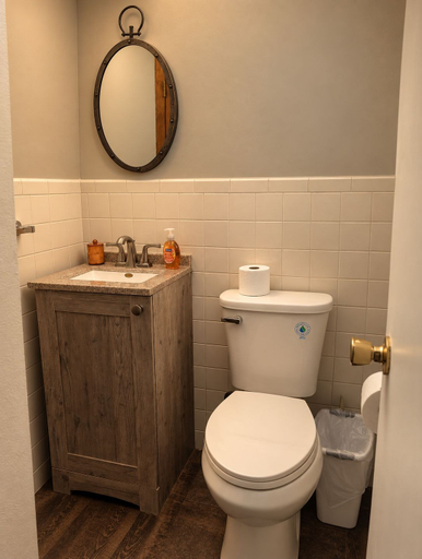 Bathroom 3, Buddy's Harbor, Camden