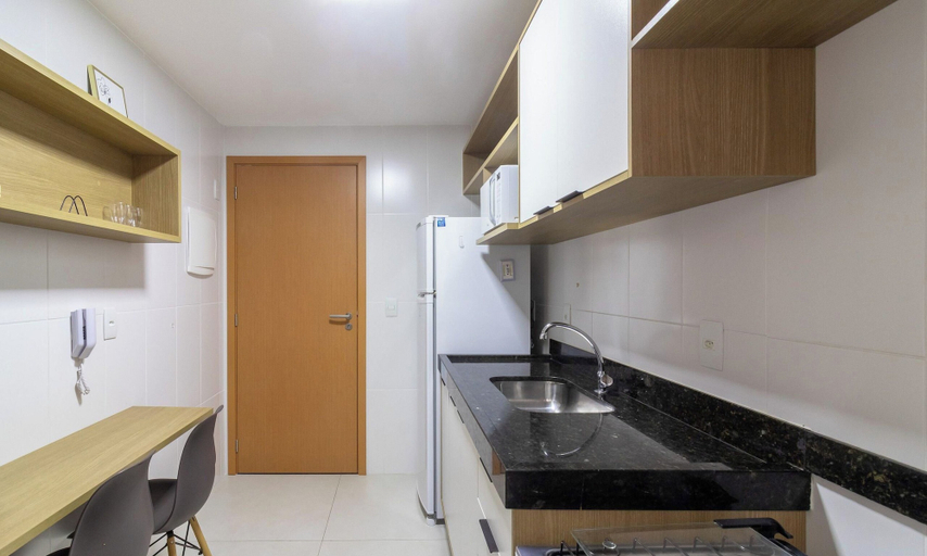 Private kitchen 4, Beautiful Apt Near the Beach in Cabo Frio Emt203, Cabo Frio