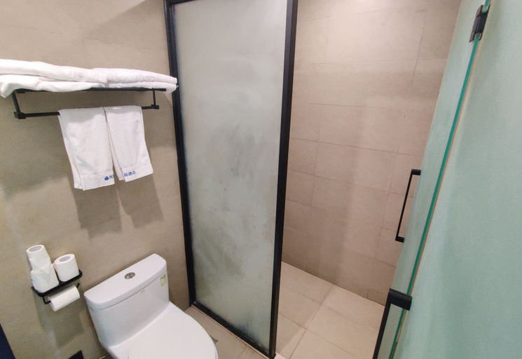 Bathroom 3, ShangHai Xinshang Boutique Hotel（MinHang PuJiang Brunch）, Shanghai