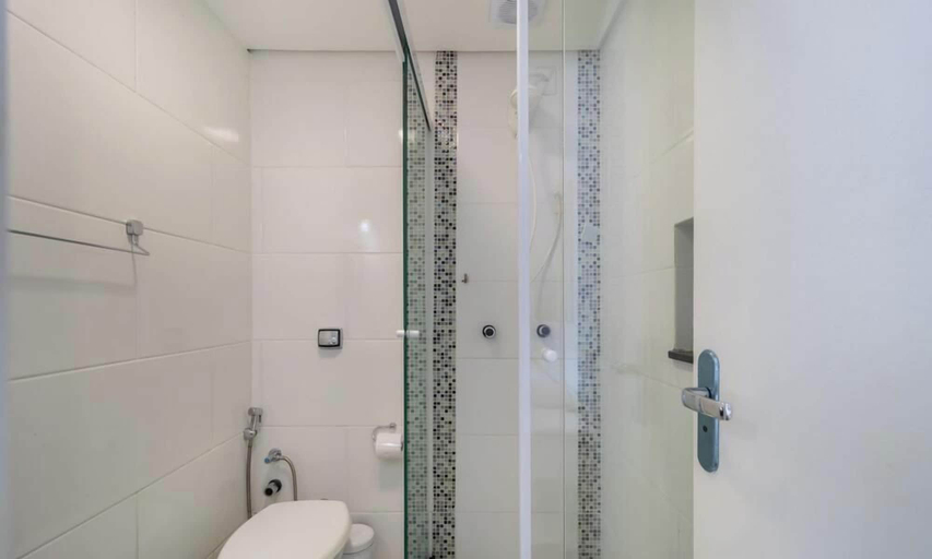 Bathroom, Excellent Beachfront apt With Barbecue Ida101, Florianopolis
