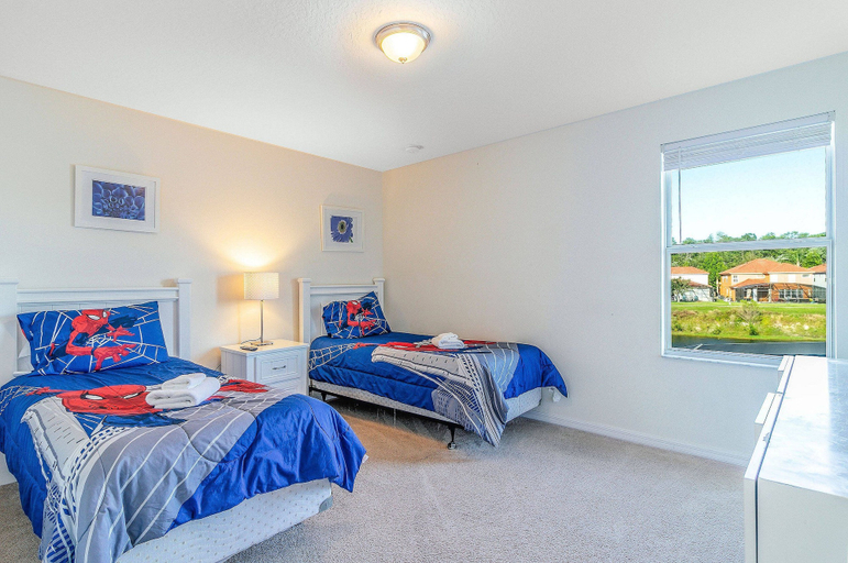 Room 4, Lake-view Home at Bella Vida, 12 Min to Disney, Osceola