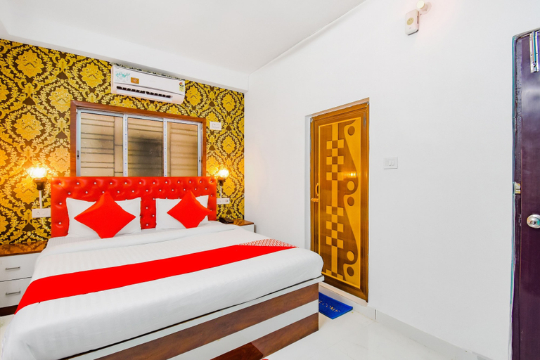 Room 4, Hotel O Royal Palace, North 24 Parganas