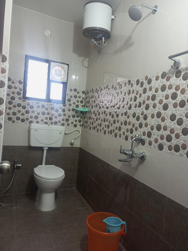 Bathroom, Hari Gardenia - Near Meenakshi Mission Hospital, Madurai