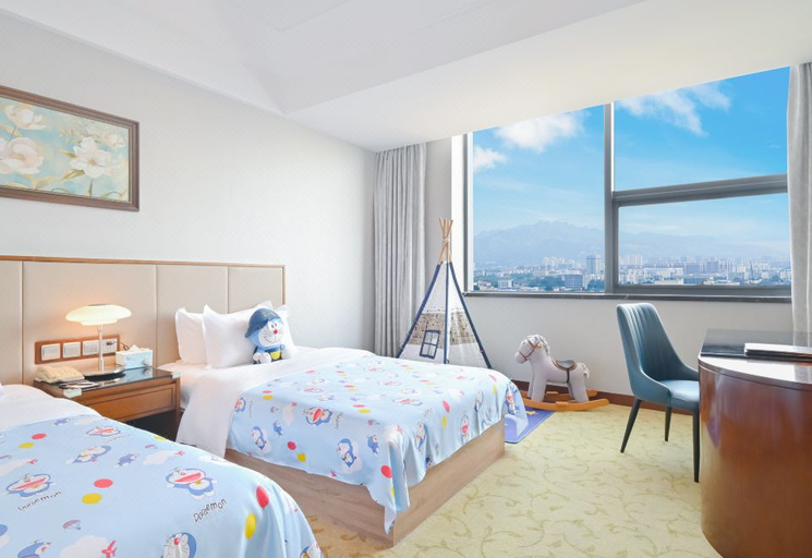 Bedroom 2, Gloria Plaza Hotel Qingdao, Qingdao