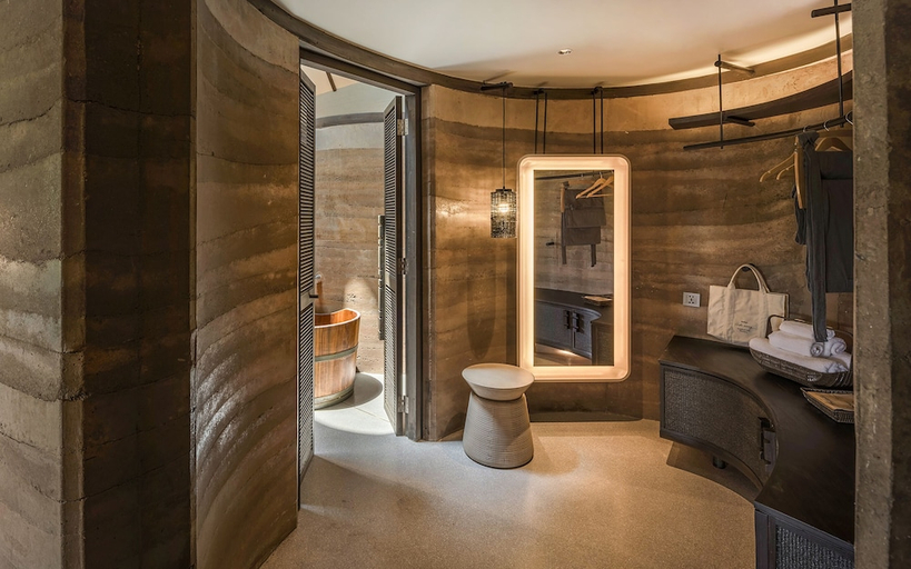 Bathroom 5, Patamma Hideaway Resort, Nan, K. Phu Pieng
