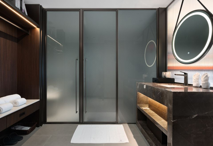 Bathroom 4, Wanning Guest Hotel, Hainan