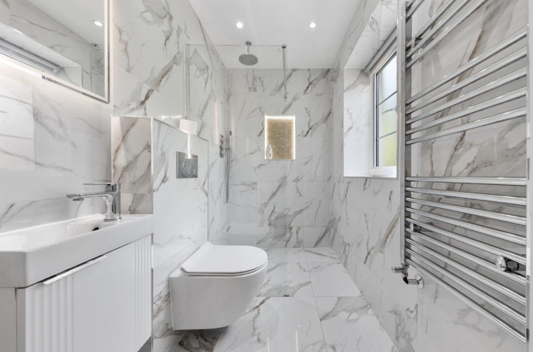 Bathroom 3, 2bedroom 2bathroom Penthouse Wembley Stadium, London