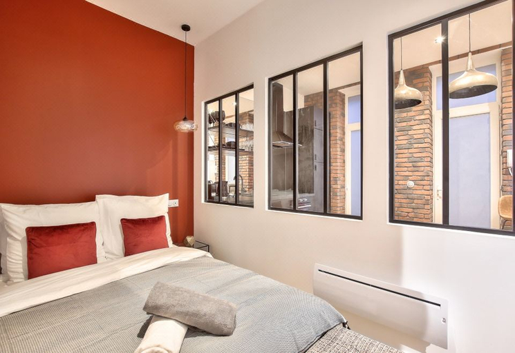 Bedroom 3, New ! Charming 1Br Apt in Paris 15, Paris