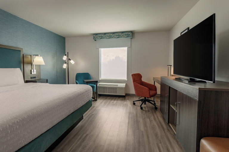 Bedroom 3, Hampton Inn & Suites Cranberry Pittsburgh, Butler