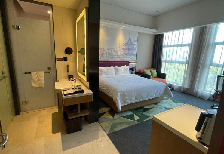 Bedroom 2, Hampton by Hilton (Nanjing South Railway Station), Nanjing