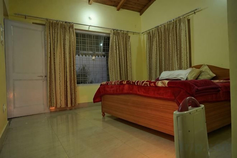 Bedroom 1, Dream Stay near Kainchi DHAM, Nainital