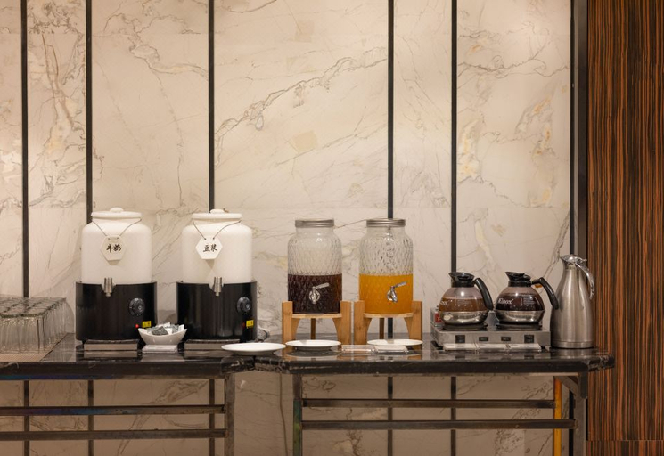 Food & Drinks 5, Days Hotel by Wyndham Guilin, Guilin