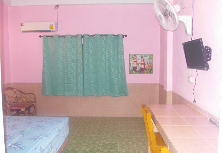 Bedroom 3, Rueang Sri Siri Guesthouse, Muang Sukhothai