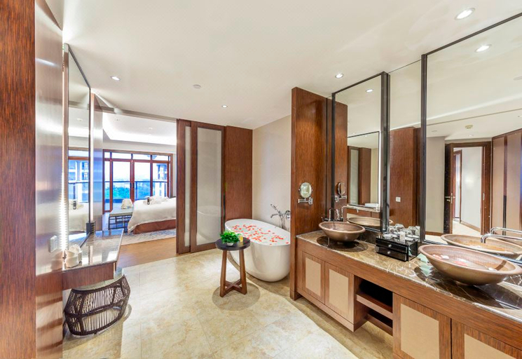 Bathroom 4, Jinshi International Hotel, Hainan