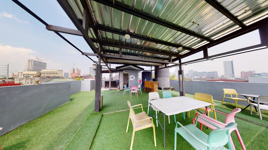 Food & Drinks, Innspired Hostel, Makati City