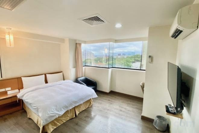 Room 5, Royalhotel, Hsinchu City