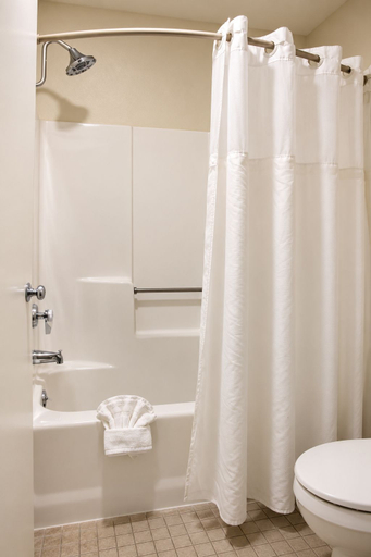 Bathroom, O'cairns Inn & Suites, Santa Barbara