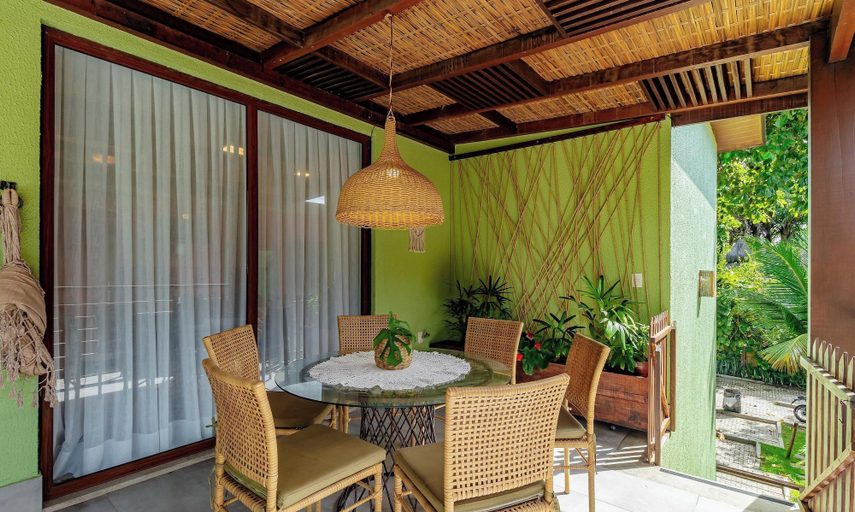 Outdoor dining 3, Beachfront House in Arraial Dajuda Vva0490, Porto Seguro
