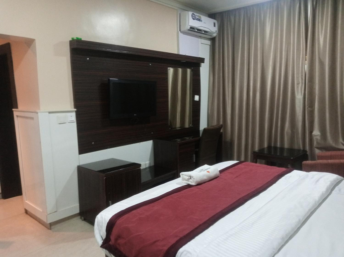 Others 2, Fourways Hotel, Eti-Osa