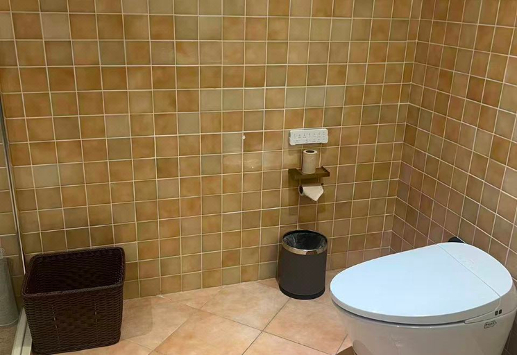 Bathroom 4, New Good Hotel, Nantong