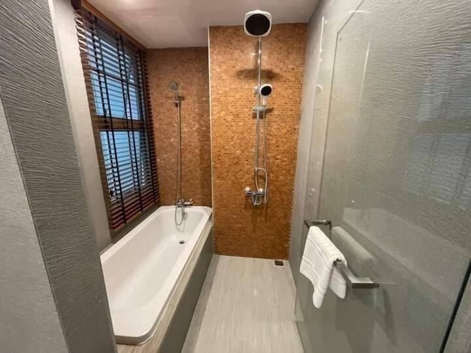Bathroom 3, ViVi Avenue Thonglor, Wattana