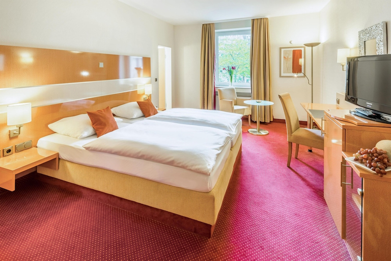 Bedroom 2, Hotel Essener Hof Sure Hotel Collection by Best Western, Essen
