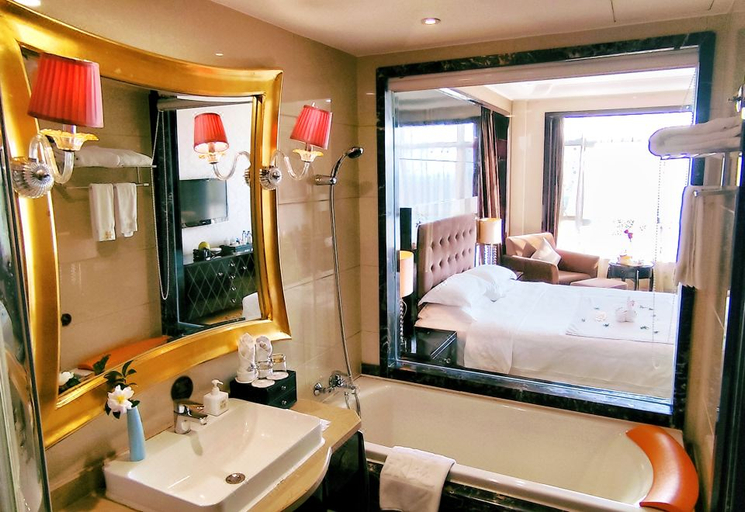 Bathroom 3, Luotuo Forever Peace Hotel, Ningbo