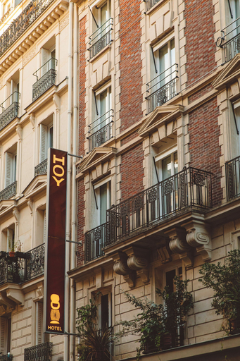 Exterior & Views 2, Hoy Paris - Home of YOGA, Paris