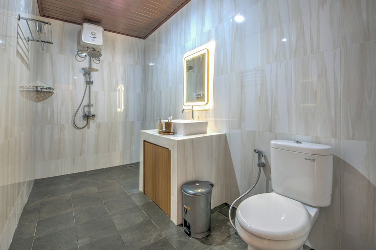Bathroom, Green Onion Villa, Bangli