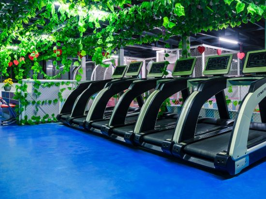 Fitness & Recreational Facilities