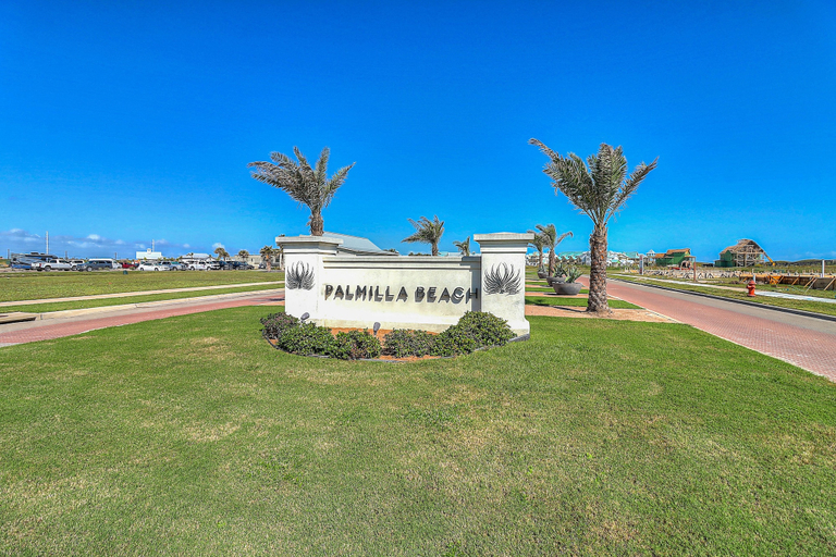 Property entrance 2, Palmilla Beach Resort-220 Sunrise Avenue, Nueces