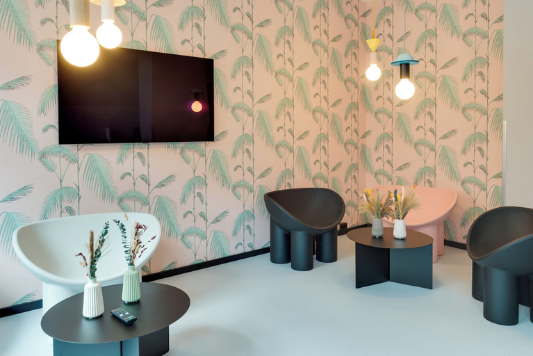 Lobby sitting area 3, MIAMI HOUSE by Homaris, Hamburg