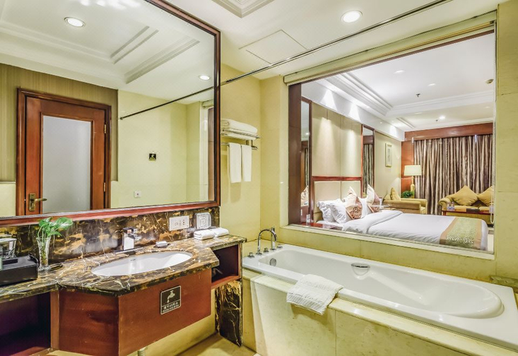 Bathroom 4, Changsheng International Hotel, Tangshan