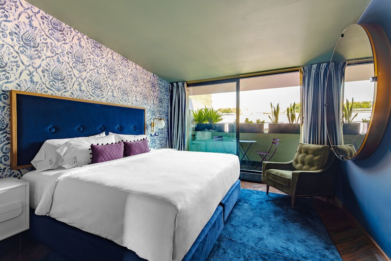 Bedroom 3, Pug Seal Polanco Anatole France, Mexico City