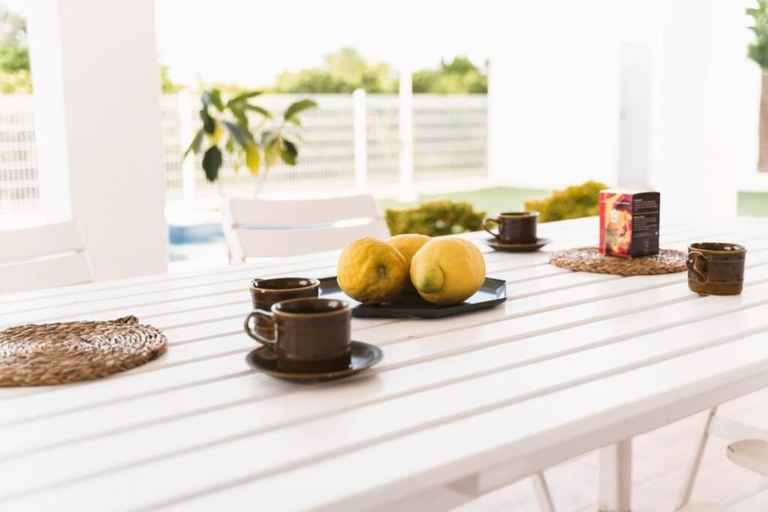 Food & Drinks, Villa mediterranea en Peniscola con piscina privada, Castellón