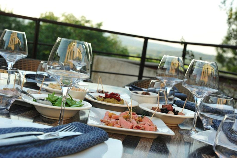 Food & Drinks 5, Auberge du Cellier, Pyrénées-Orientales
