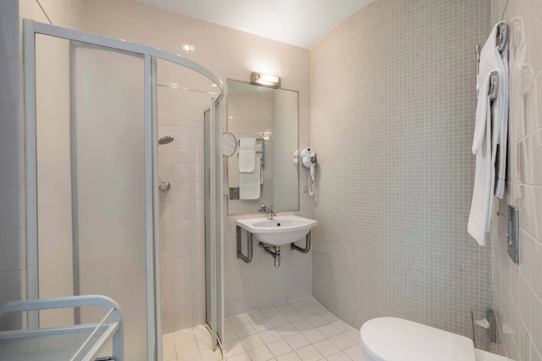 Bathroom 4, Rixwell Elefant Hotel, Riga
