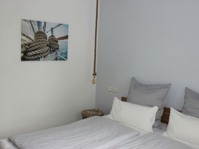 Room 4, Holiday Home in Pommerby With Swimming Pool, Schleswig-Flensburg