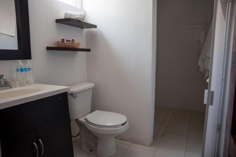 Bathroom 4, HOTEL TOCA MADERA, Chapala