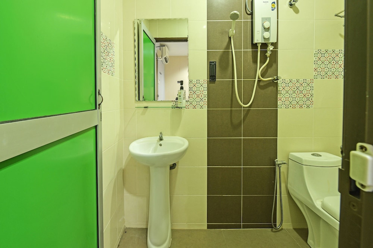 Others 4, Hotel O M Three Hotel, Manjung