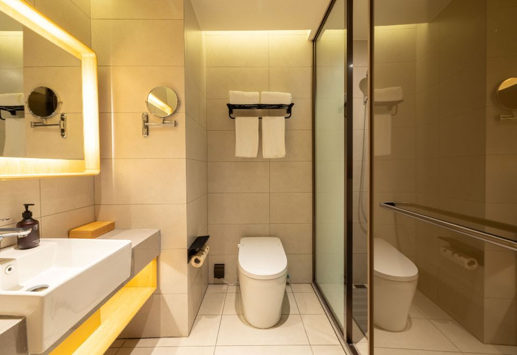 Bathroom 3, Ji Hotel Xiong'an Baiyangdian Station South Square, Baoding