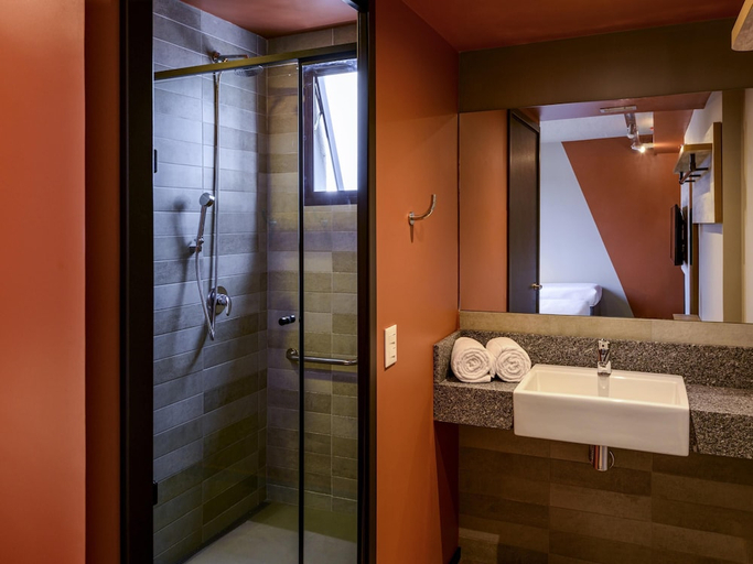 Bathroom 3, Ibis budget Camboriú, Balneário Arroio do Silva