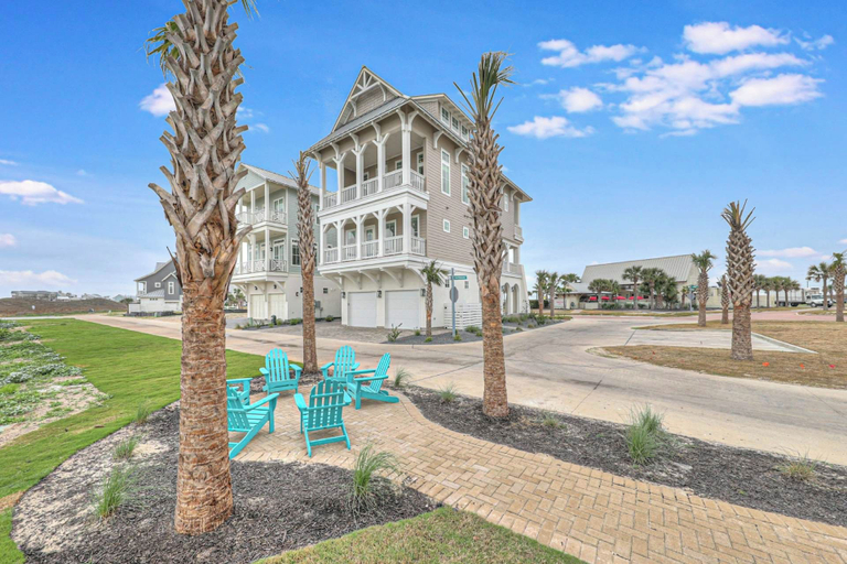 Exterior 4, Palmilla Beach Resort-260 Sunrise Avenue, Nueces
