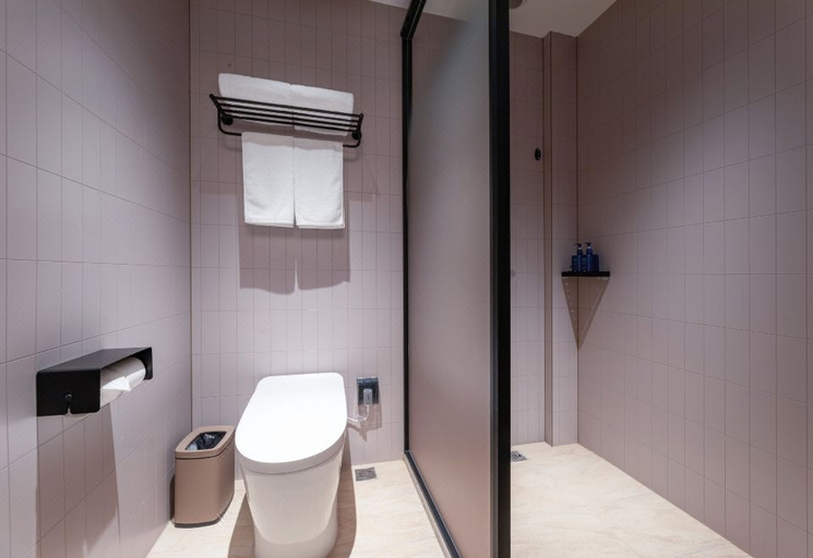 Bathroom 3, Hanting Hotel Yancheng Financial City High-speed Railway Station, Yancheng