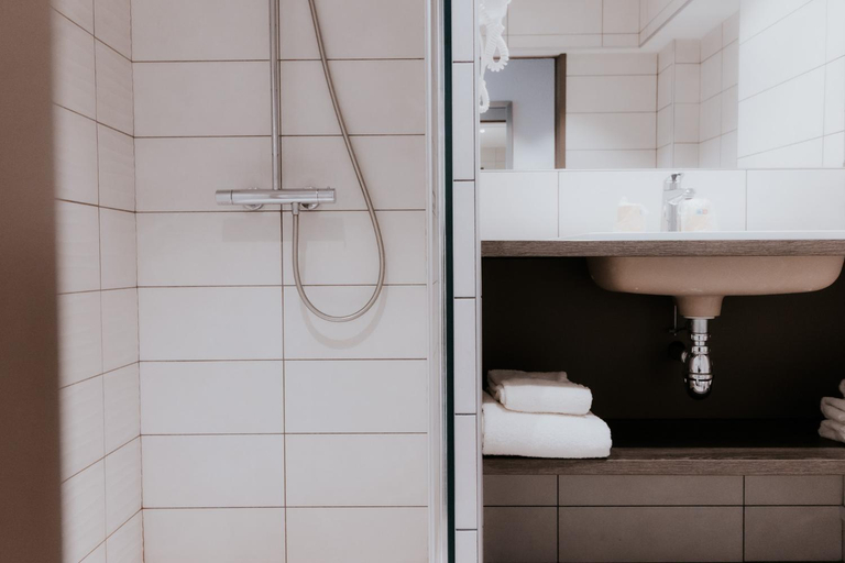 Bathroom 3, Village Vacances ATC Routes du Monde 3 Etoiles Saint-Francois-Longchamp, Savoie